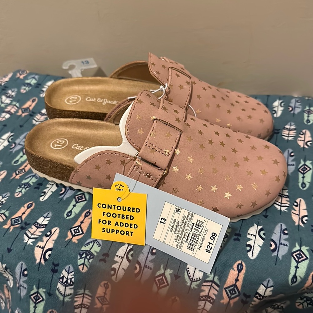 Girl sandals